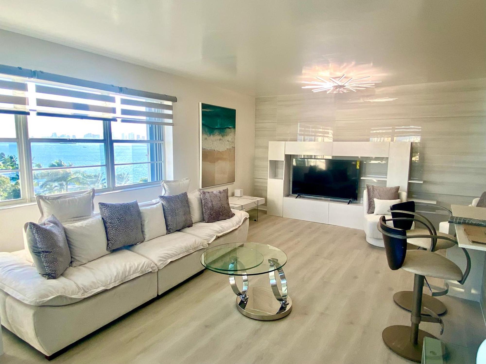 Panoramic Luxurious Waterfront One Bedroom Apartment With Miami Skyline View Free Parking 5Min Drive To 마이애미 비치 외부 사진