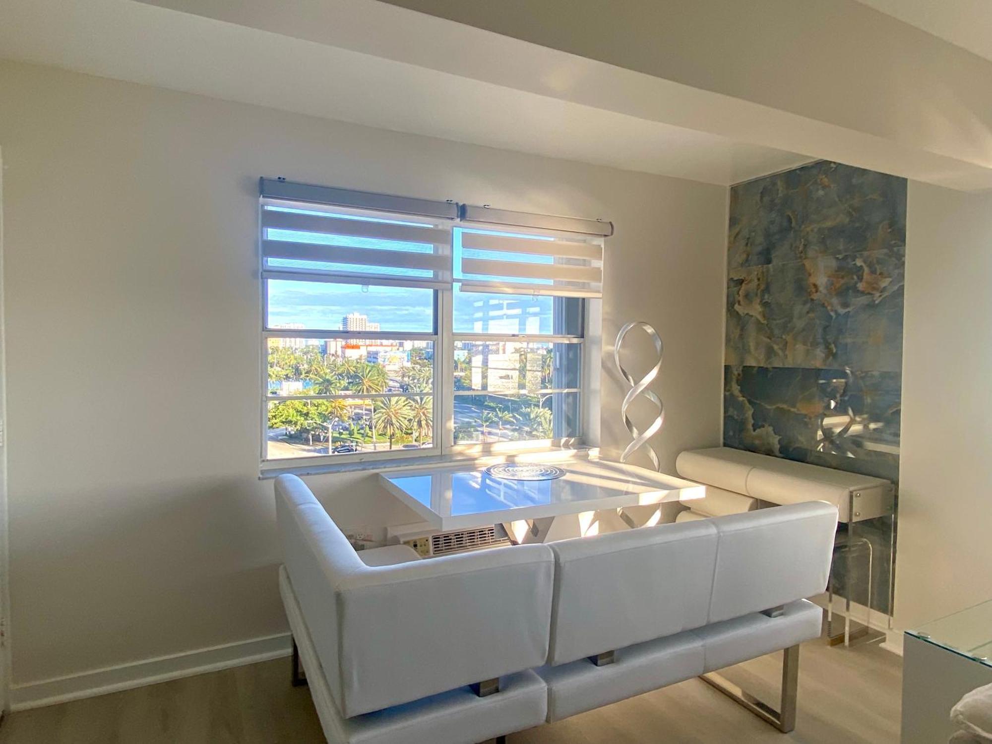 Panoramic Luxurious Waterfront One Bedroom Apartment With Miami Skyline View Free Parking 5Min Drive To 마이애미 비치 외부 사진